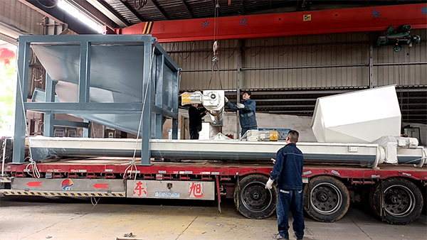 ���ς}�o�S����ݔ�͙C�l���㽭����